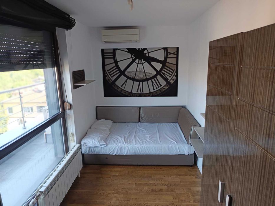 Дава се под наем Тристаен апартамент в София, Оборище - 165 кв.м за 1500 € - Снимка #17