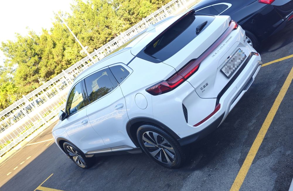 BYD чимпион сотилади