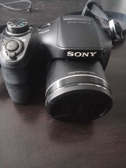 Sony DSC-H300 – 20.1MP Bridge Camera with 35x Optical Zoom