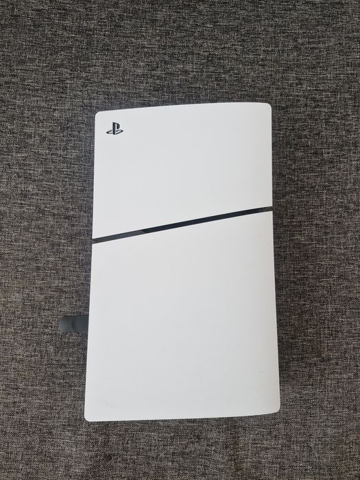 Продам Playstation 5 slim