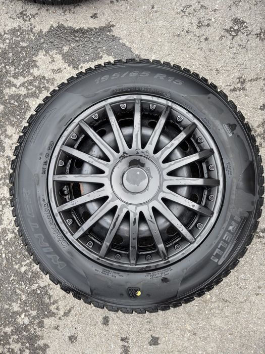 4 roti-cauciucuri 195/65/r15 ford