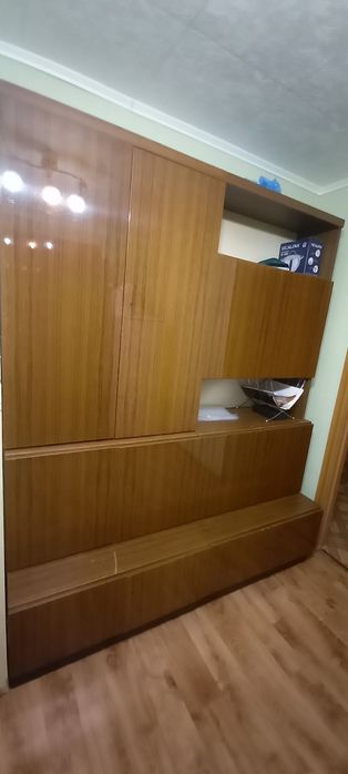 Продам комплект мебели