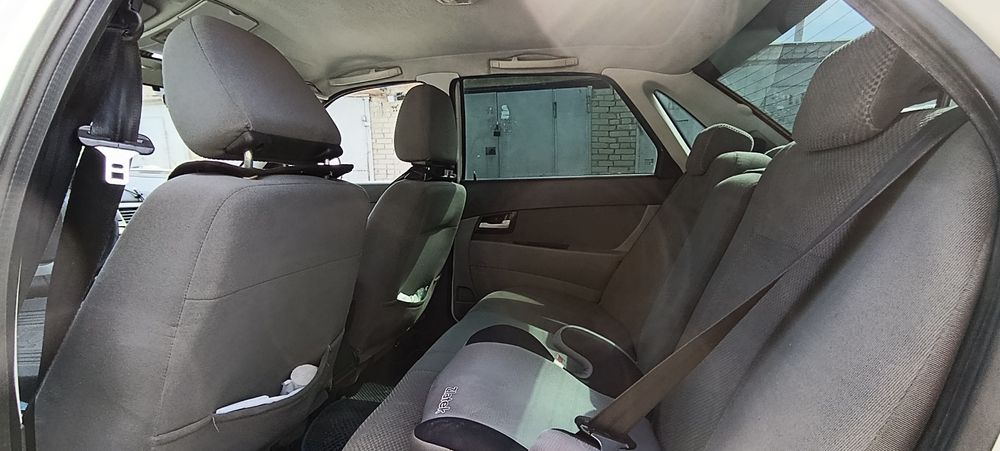 Продам Приора Люкс