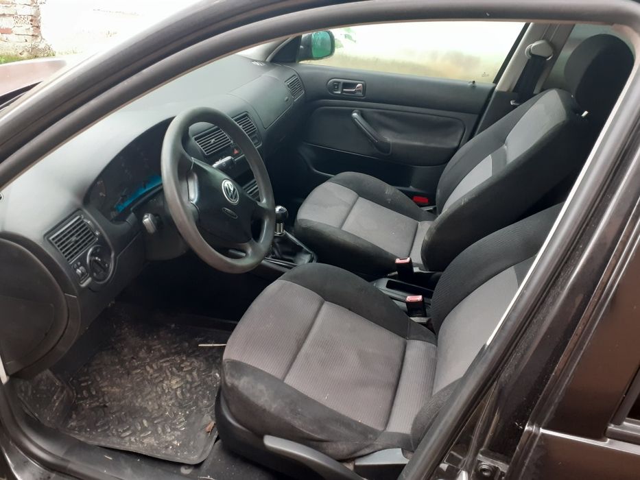 Dezmembrez golf 4 1.4 benzina 16 valve