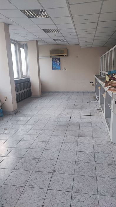 Дава се под наем Офис в Свищов - 240 кв.м за 459 € - Снимка #3