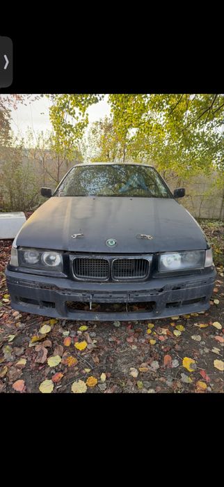 Dezmembrez BMW 320 e36, F10 525 ,Touareg 2.5Bac,Passat B6 2.0 BMR ,FSI