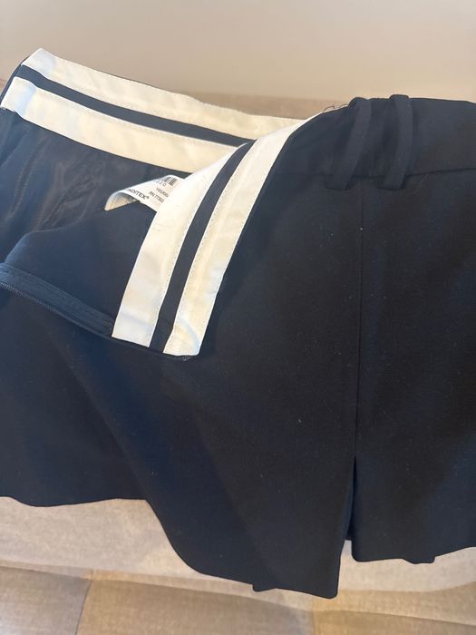 Дамски пола-панталон Zara