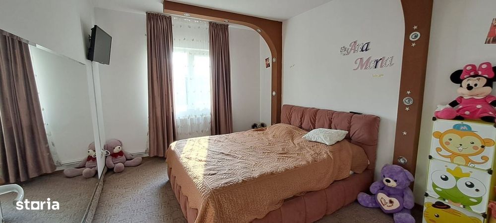 Floresti - Stoenesti, Jud. Giurgiu, vila + garaj + beci, teren 1400 mp