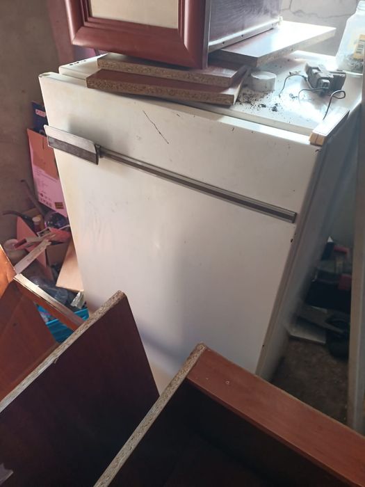 Продам холодильник