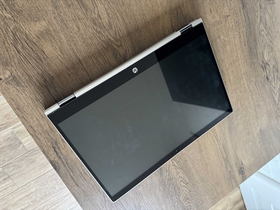 Продавам лаптоп HP Pavilion x360 14"