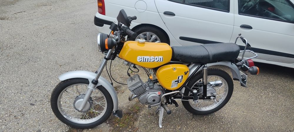 Мотоциклет Simson S 51