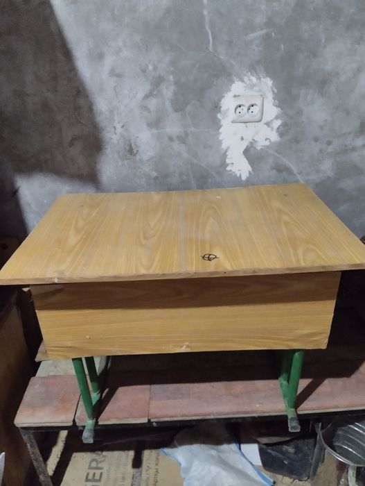 Parta Stol sotiladi holati zor