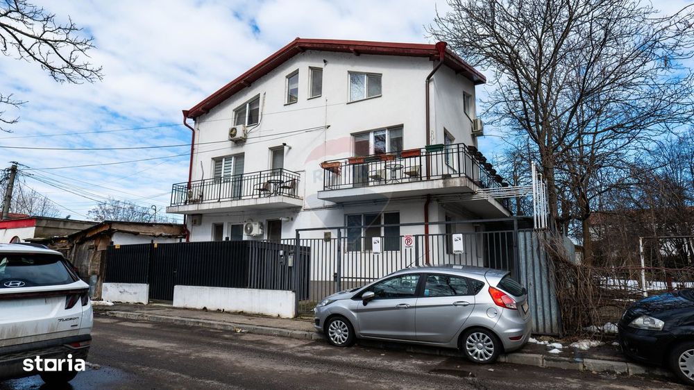 Garsonieră în vilă modernă (2015) | Liniște și intimitate