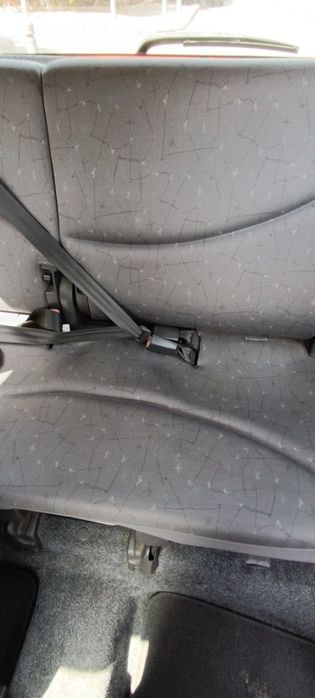 Лек автомобил Toyota Yaris