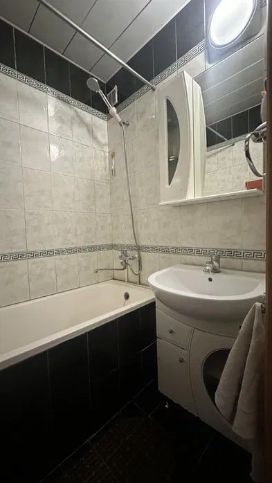 Продается 2-х комнатная квартира в Сергели 8