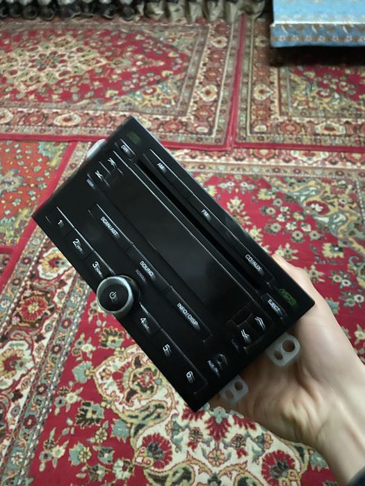 Lasetti mafon pioner mafon