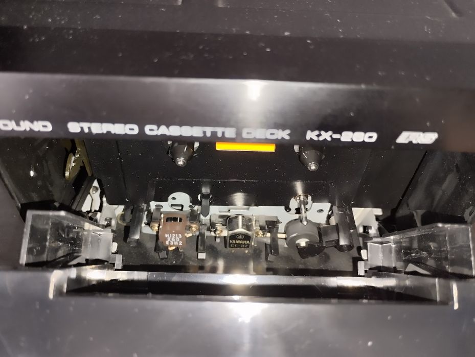 Кассетная дека Ямаха КХ 250