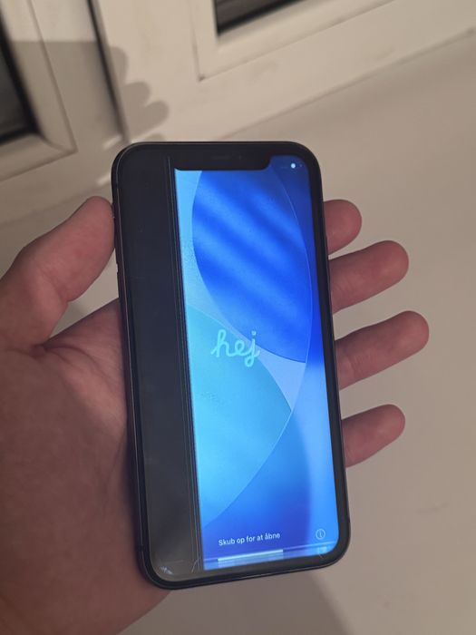 Продается Iphone 11