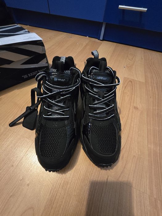 Off-White Be Right Back Full Black