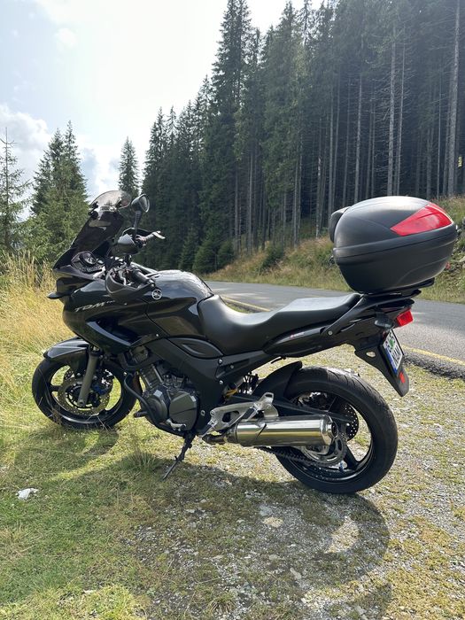 Motocicleta Yamaha TDM 900