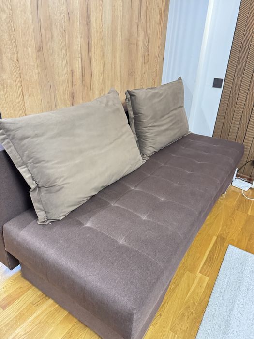 Продам диван раскладной коричневый