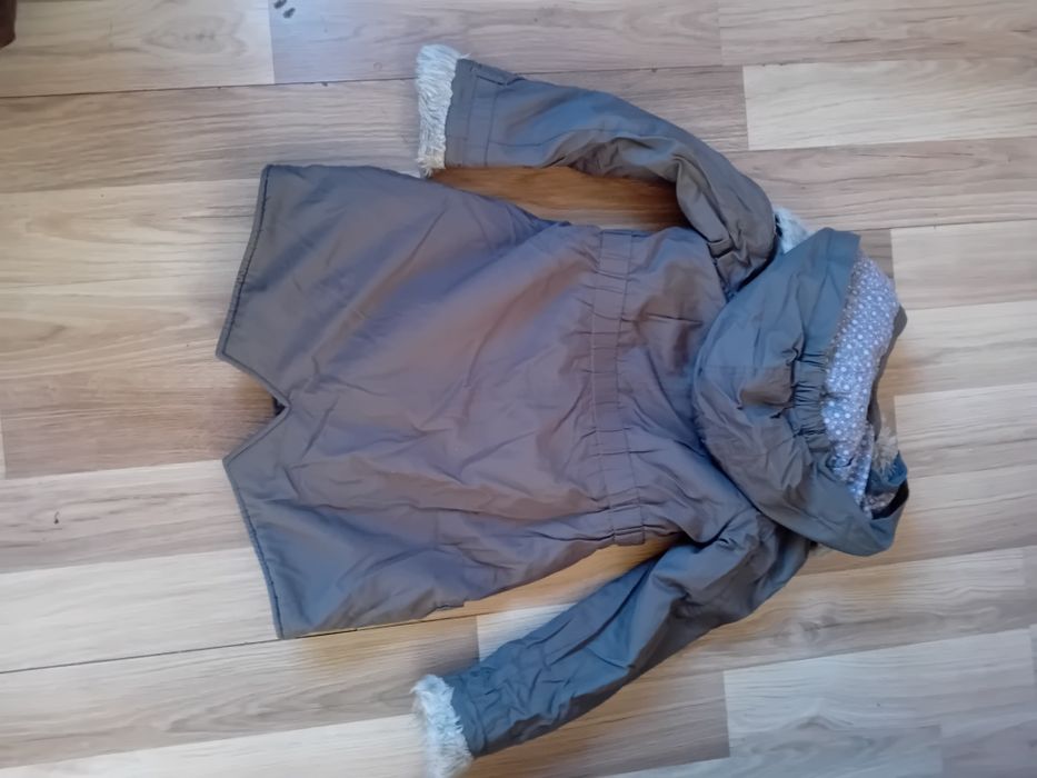 Детско.       яке