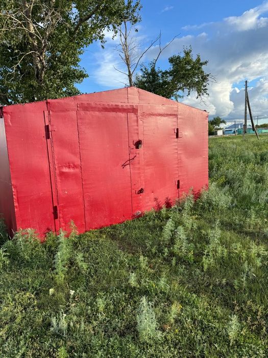 Продам гараж  большой