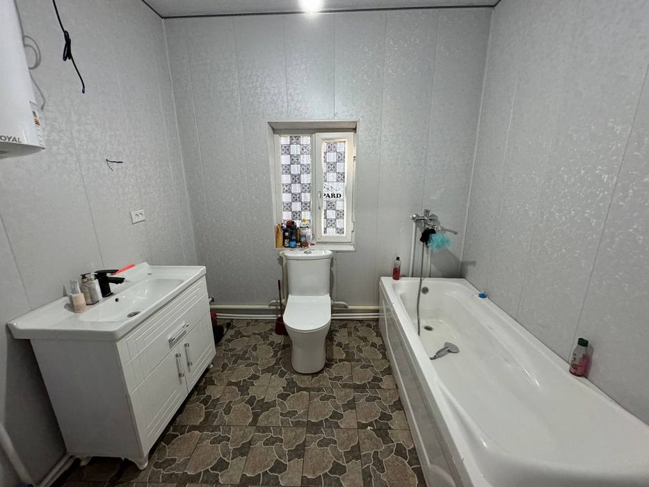 Срочно,,!Ховли сотилади иккита оила яшаши ун мулжалланган. Варианлар