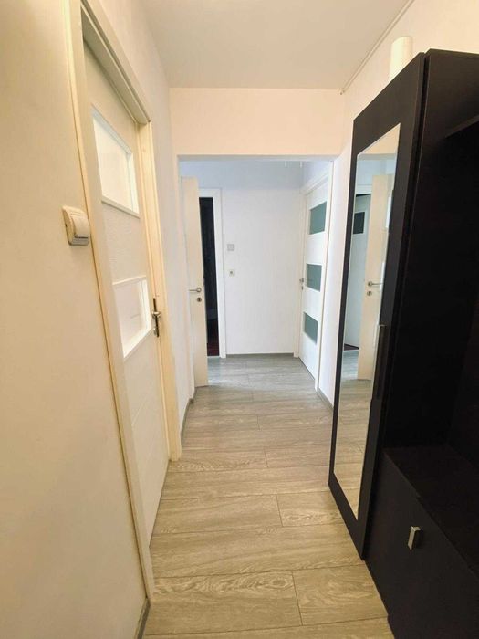 Vand/schimb apartament 2 camere, decomandat, Colonia Bod