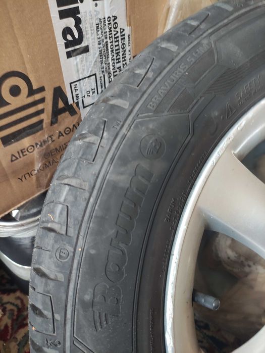 Джанти и гуми за toyota 195/60/15