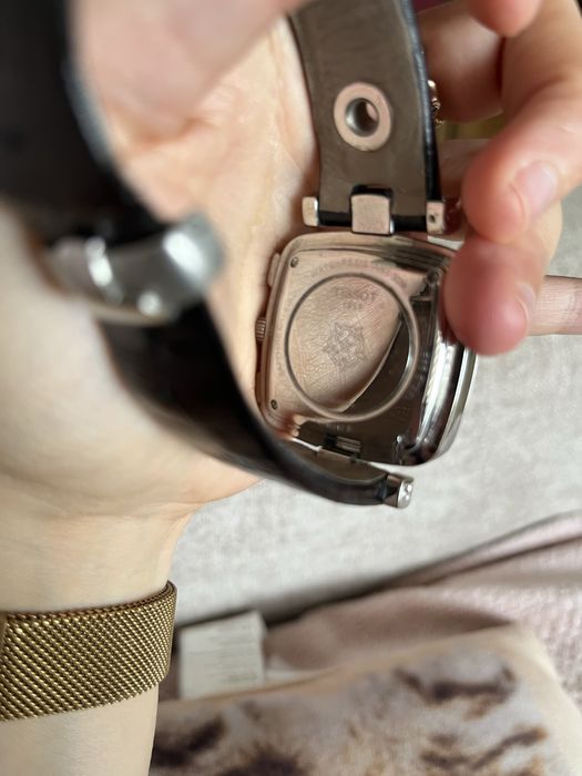 Часовник Tissot за части