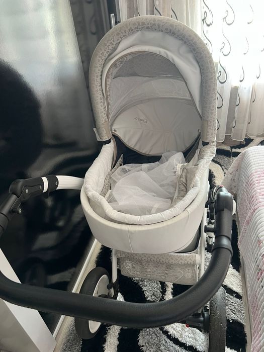 Детска количка 3 в 1