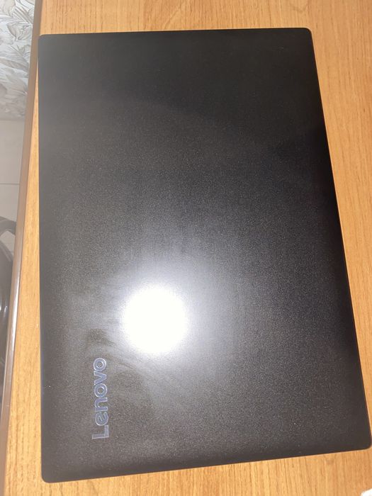 Ноутбук lenovo