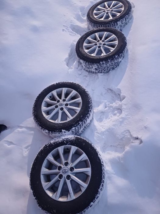 Продам комплект колес камри 50