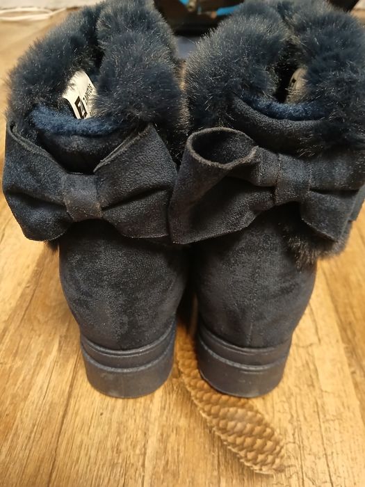 Cizme cu puf Zapatos