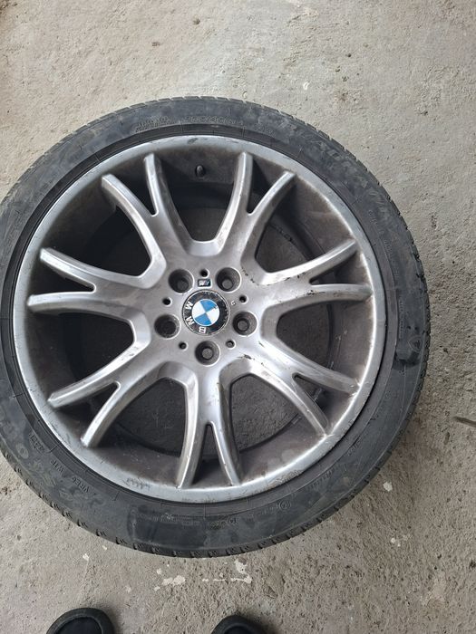 Vând set jante BMW + Cauciucuri aproape noi!