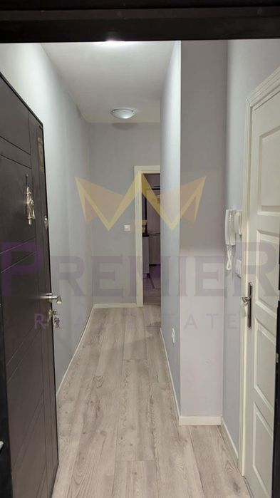 Дава се под наем Тристаен апартамент в Варна, Възраждане 1 - 70 кв.м за 561 € - Снимка #5