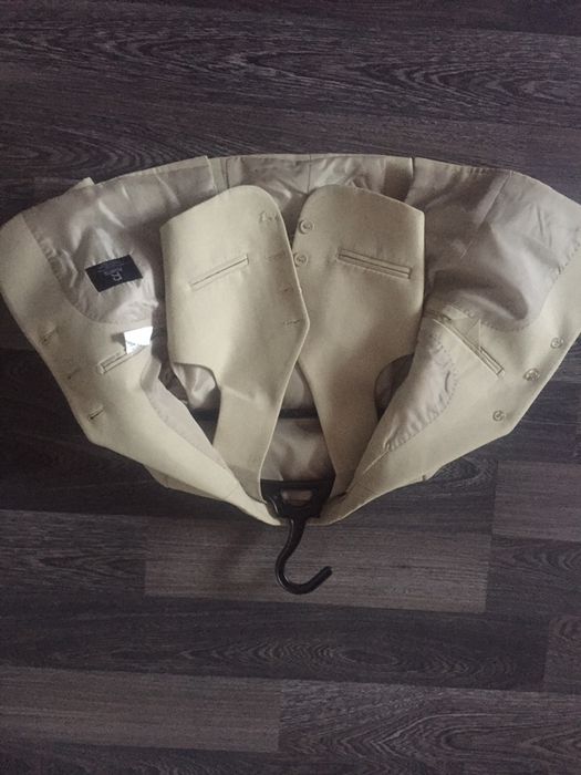 Детский школьный костюм