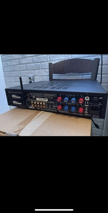 NAD C368  Стерео Хибриден ДАК усилвател