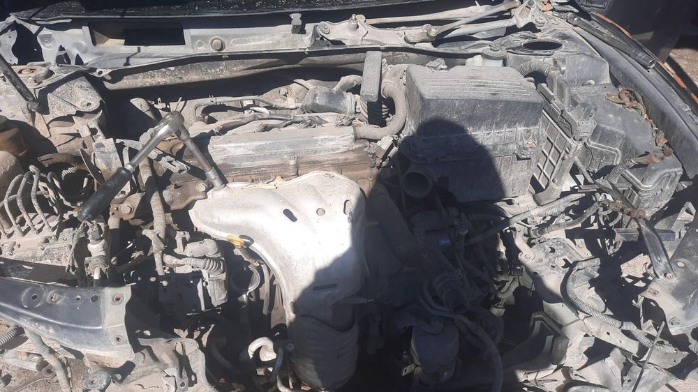 Продам камри 40 матор и каропку привазной