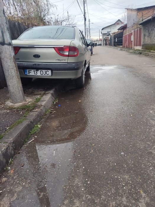 Vând reno Megan 2002