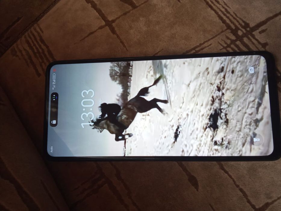 ПРОДАМ ТЕЛЕФОН техно Спарк 20 про