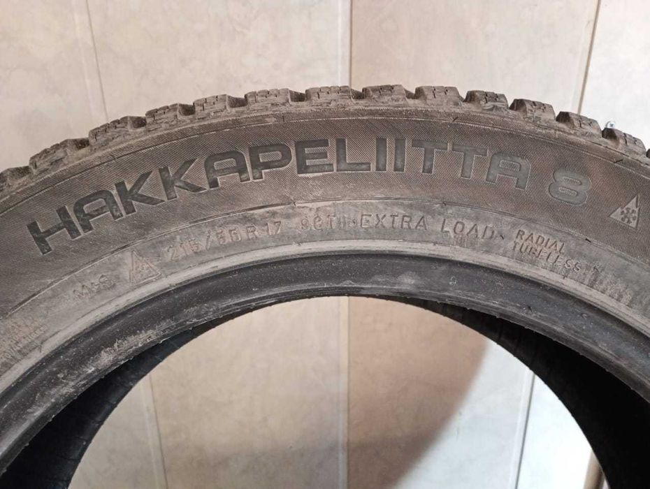 Шины зимние с шипами 215/55/17