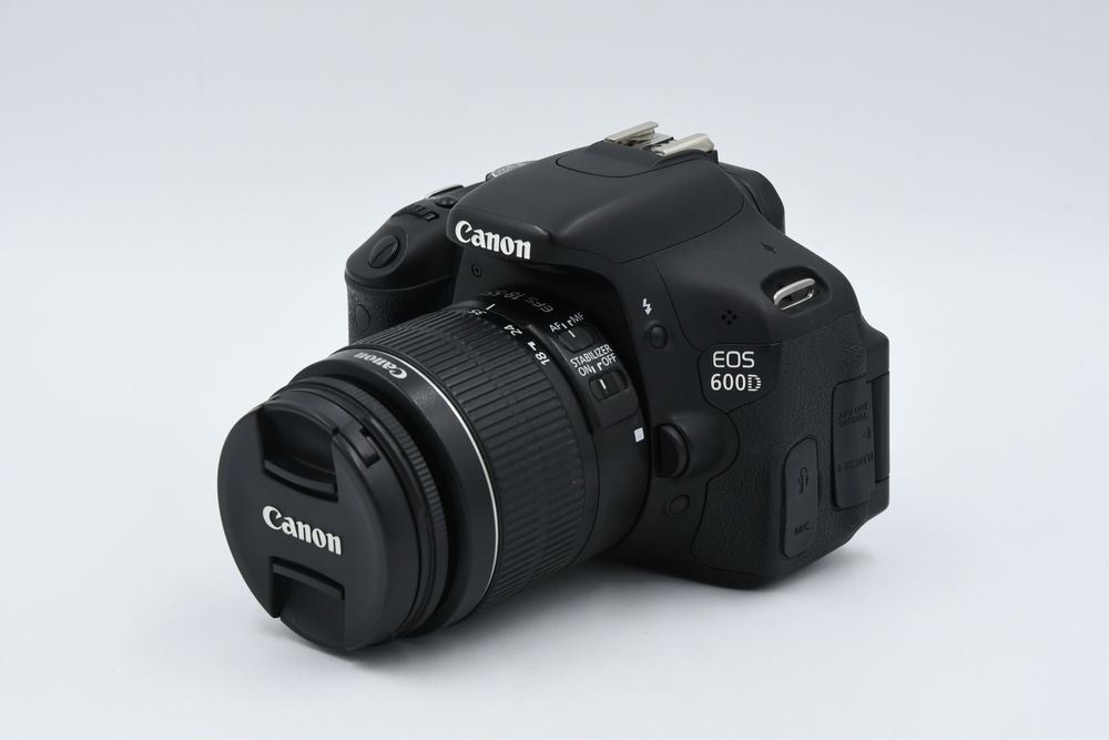 canon  EOS 600 d ef-s 18-55 IS II Kit