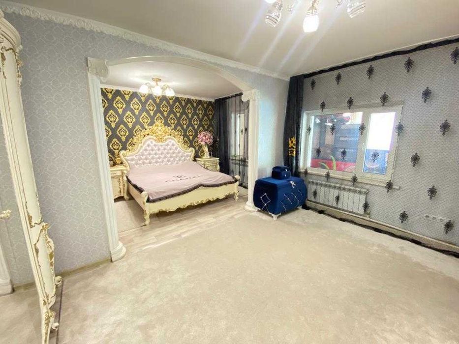 кровать двух спальная