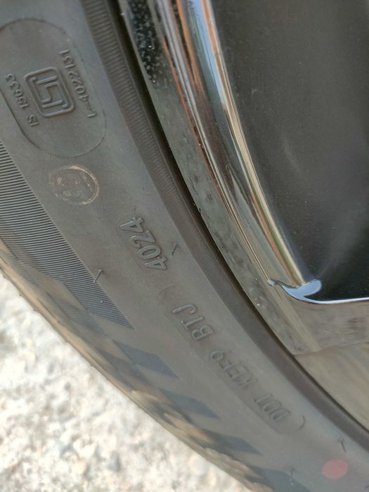 Гуми и джанти за волво