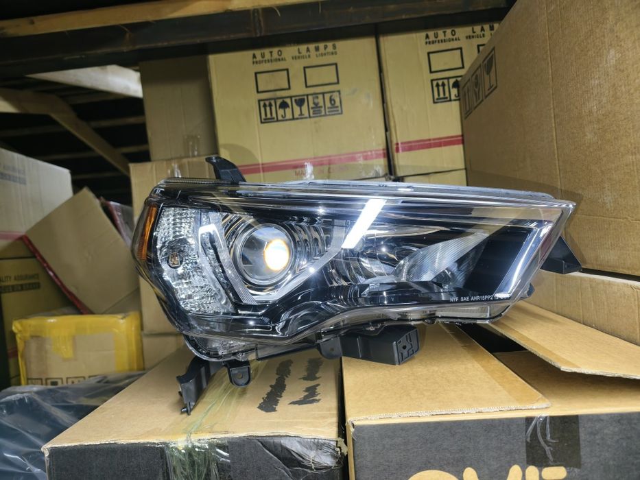 4Runner фара/Фара Toyota 4Runner 2014