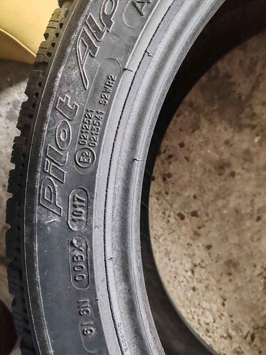 2 anvelope 235 45 19