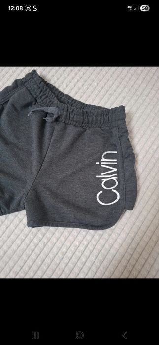 Pantaloni scurti femei