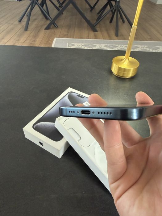 iPhone 15 PRO 256GB Albastru